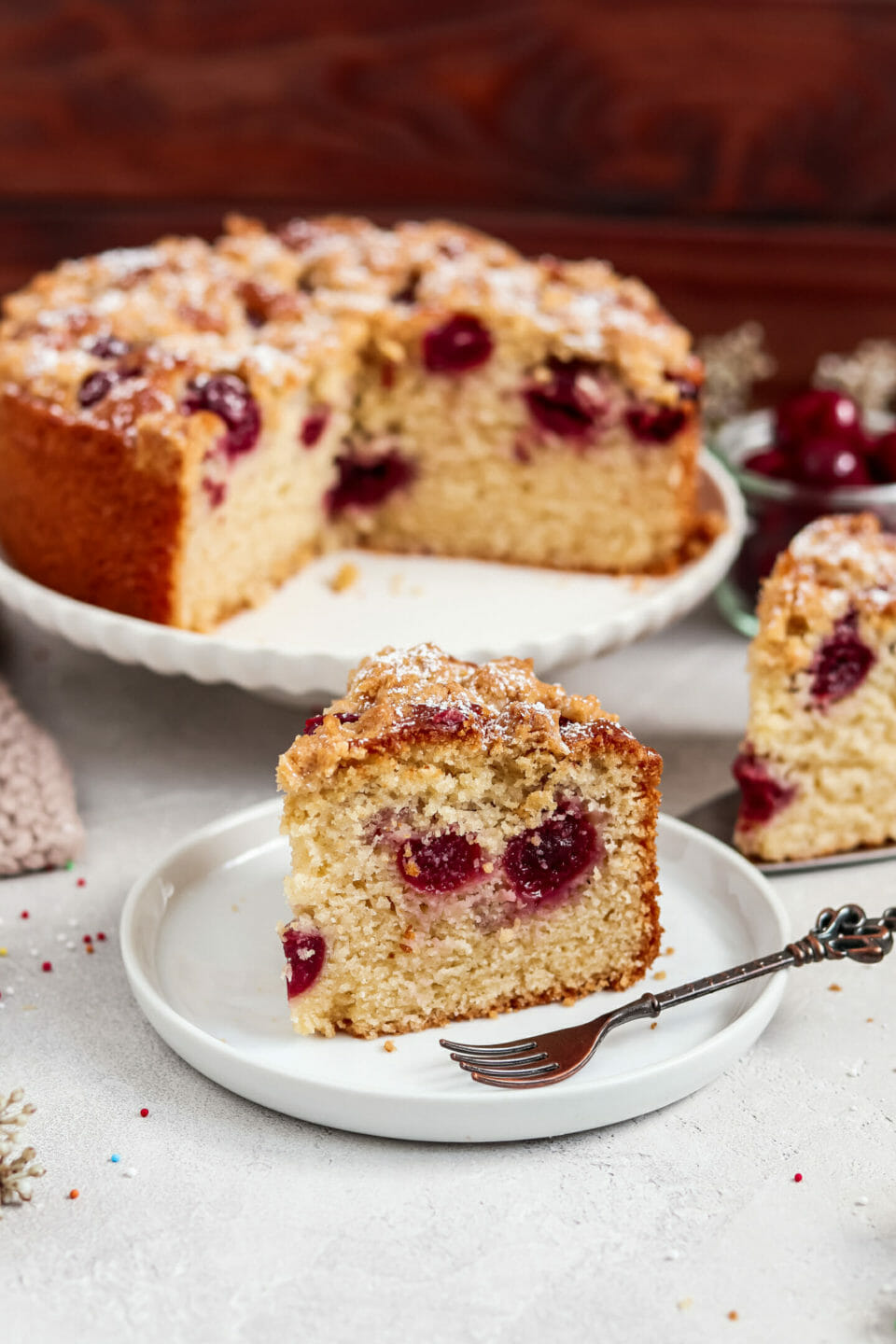 Veganer Kirsch-Streuselkuchen.