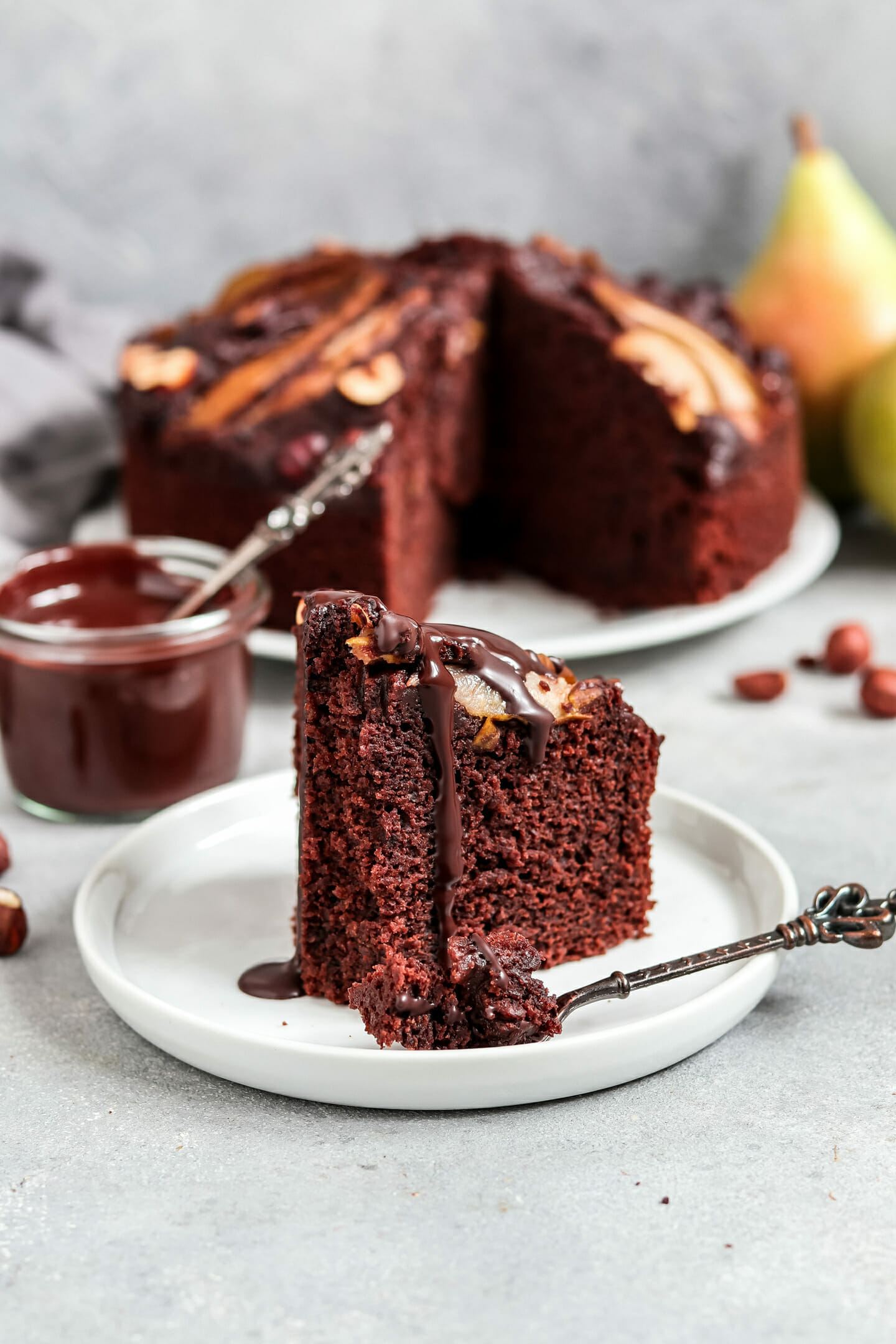 Veganer Schoko Birnen Kuchen - byanjushka | vegane, einfache Rezepte