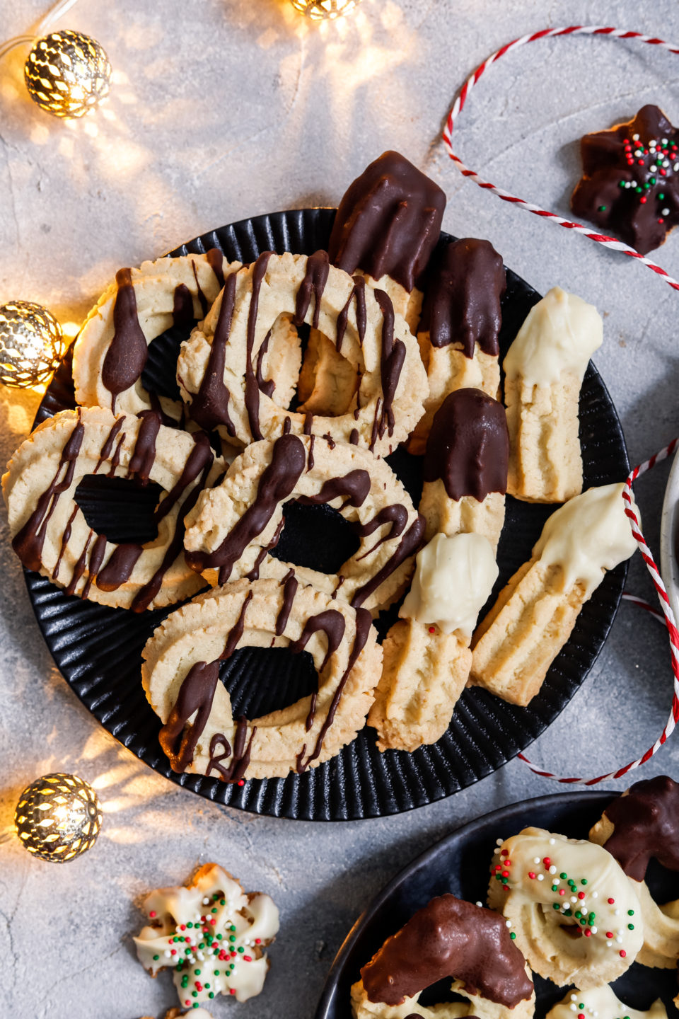 Spritzgebäck mit Mandeln (Vegane Weihnachtsplätzchen) | byanjushka Spritzgebäck mit Mandeln (Vegane Weihnachtsplätzchen) | byanjushka