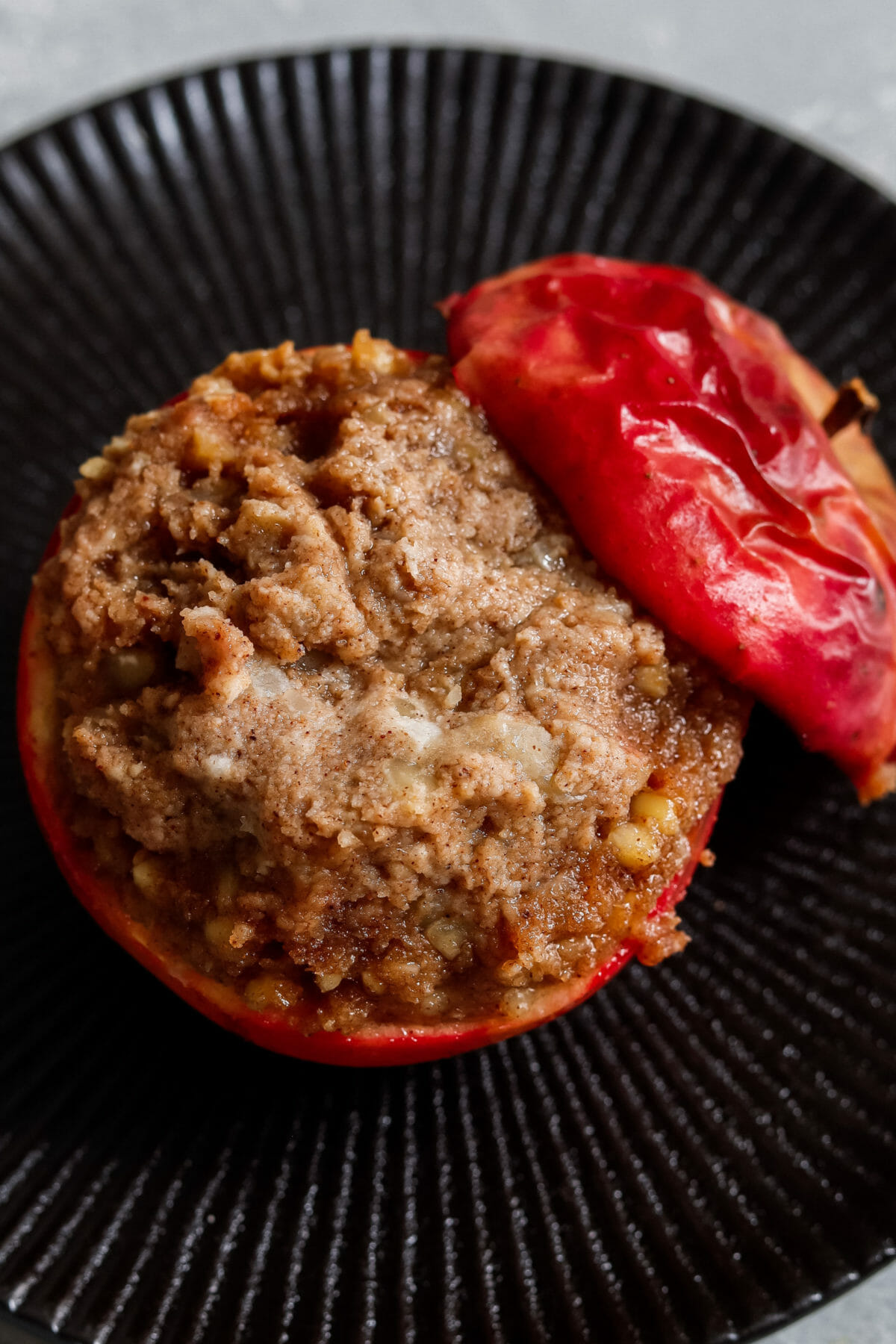 Bratapfel mit Marzipan - einfach &amp; schnell | byanjushka