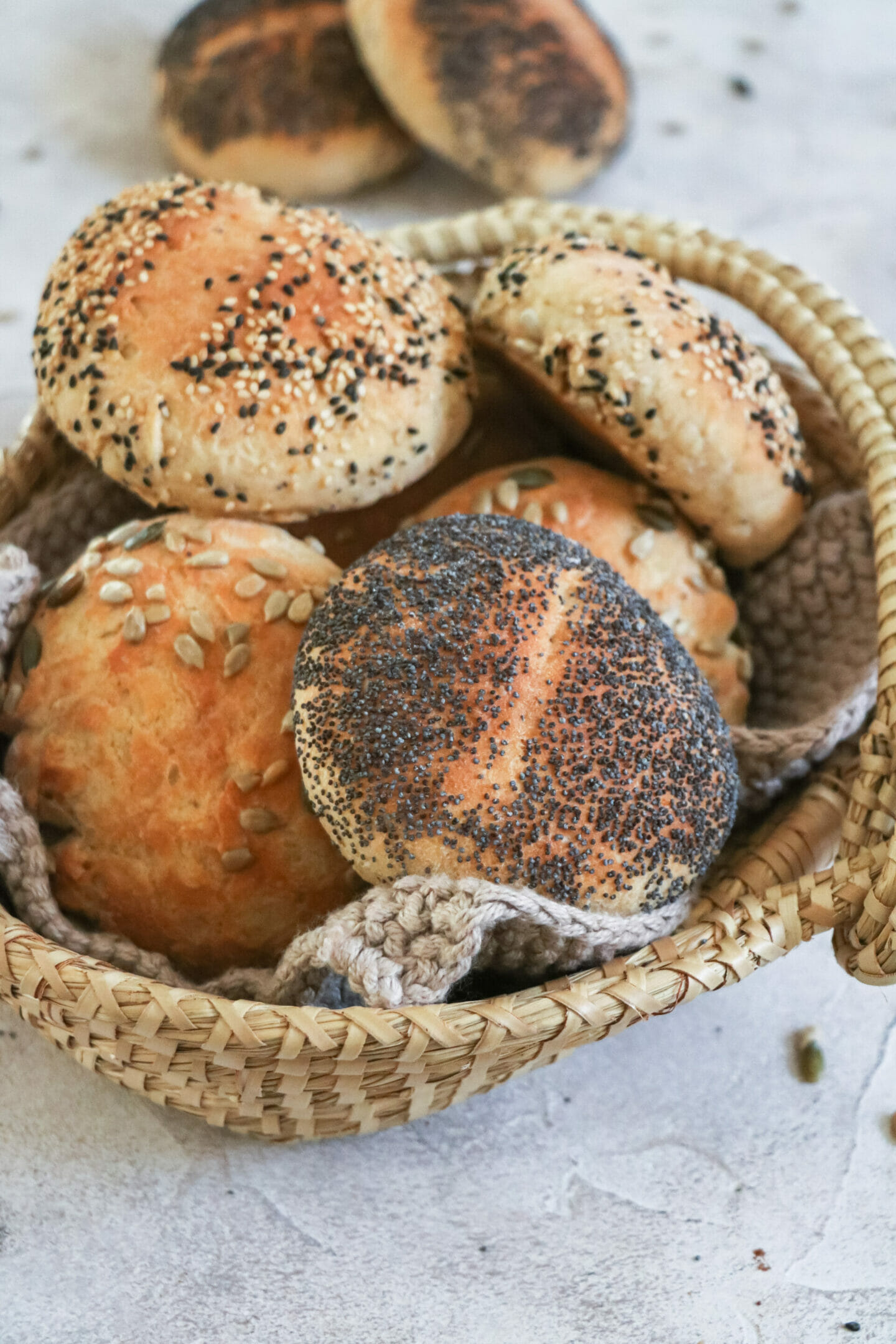 Vegane Sonntagsbrötchen - knusprig & fluffig | byanjushka Vegane Sonntagsbrötchen - knusprig & fluffig | byanjushka